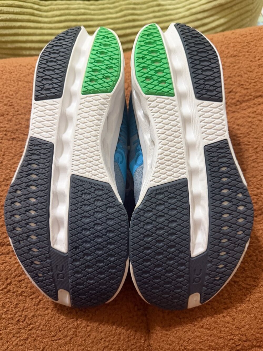 ON Cloudsurfer Next - Size 7 - Picture 15 of 16